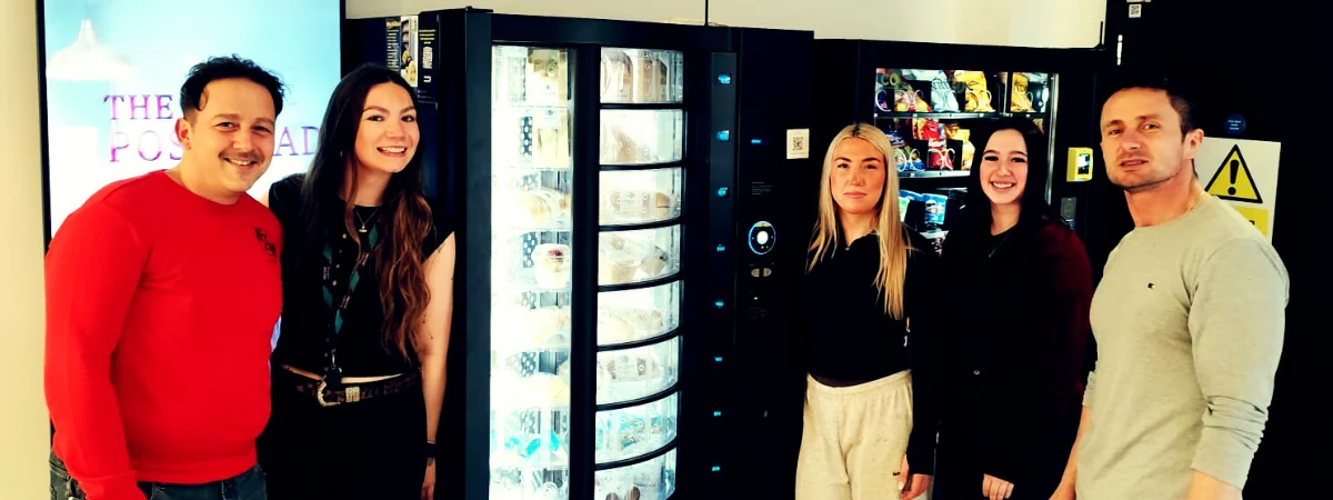 Roll&Go team with a managed vending installation